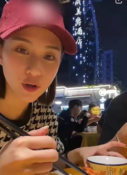 娱乐吃瓜旗下艺人有哪些,旗下艺人阵容大揭秘